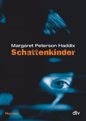 Buchcover und Innenansicht für das Buch:  >Among the Hidden< 1998 erschienen bei Simon & Schuster Books for Young Readers a trademark of Simon & schuster, New York