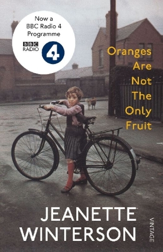 Buchcover und Innenansicht für das Buch: Oranges Are Not The Only Fruit