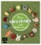 Buchcover und Innenansicht für das Buch: Mini Amigurumi Woodland - 26 tiny crochet creations