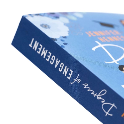 Buchcover und Innenansicht für das Buch: Degrees of Engagement