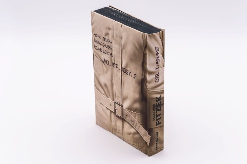 Buchcover und Innenansicht für das Buch: Die Therapie