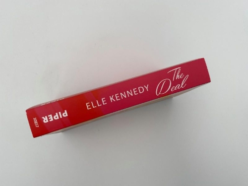Buchcover und Innenansicht für das Buch: The Deal