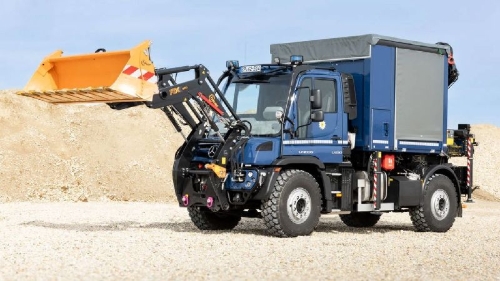 Buchcover und Innenansicht für das Buch: Unimog bei der Arbeit verständlich erklärt