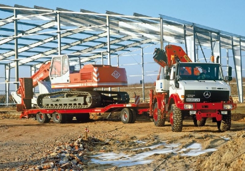 Buchcover und Innenansicht für das Buch: Unimog bei der Arbeit verständlich erklärt