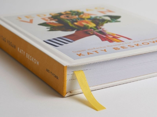 Buchcover und Innenansicht für das Buch: Jeden Tag Vegan