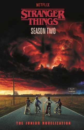 Buchcover und Innenansicht für das Buch: Stranger Things: Season Two