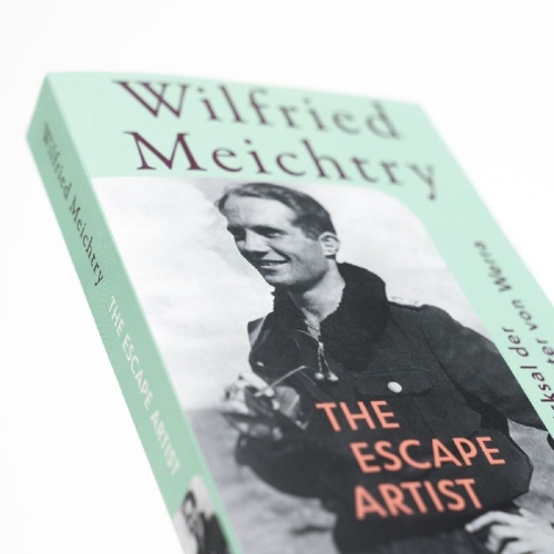 Buchcover und Innenansicht für das Buch: The Escape Artist