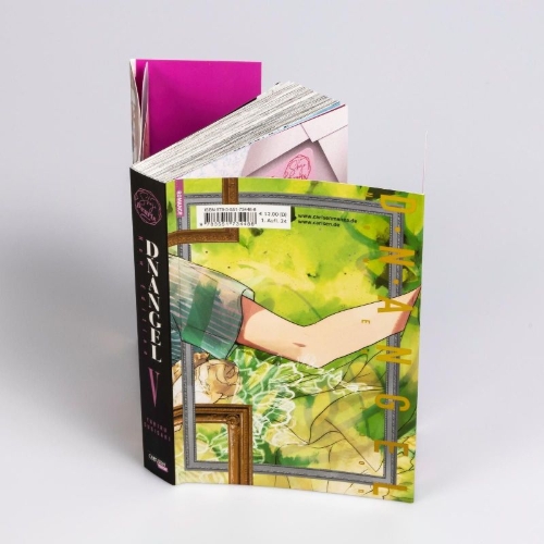 Buchcover und Innenansicht für das Buch: D. N. Angel