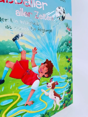 Buchcover und Innenansicht für das Buch: Der beste Fußballer aller Zeiten oder: Die Wahrheit ist nichts für Feiglinge