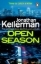 Buchcover und Innenansicht für das Buch: Open Season
