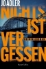 Buchcover und Innenansicht für das Buch: Nichts ist vergessen