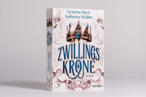 Buchcover und Innenansicht für das Buch: Twin Crowns Book 1