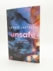 Buchcover und Innenansicht für das Buch: Seaside Hideaway - Unsafe