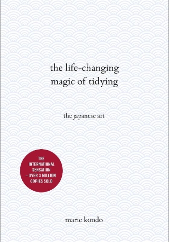 Buchcover und Innenansicht für das Buch: The Life-Changing Magic of Tidying