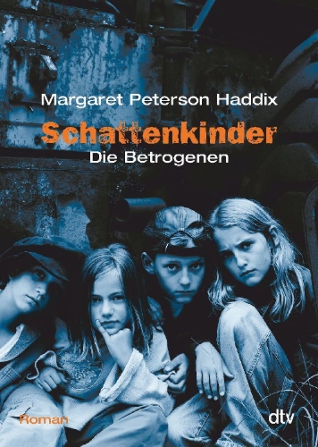 Buchcover und Innenansicht für das Buch:  >Among the Betrayed<, Simon & Schuster Books for Young Readers, an imprint of Simon & Schuster Children's Publishing Division