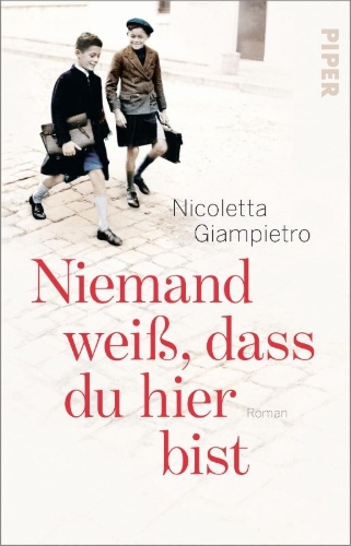 Buchcover und Innenansicht für das Buch: Niemand weiß, dass du hier bist