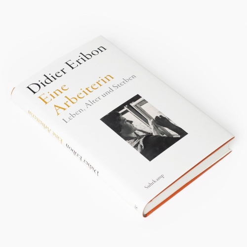 Buchcover und Innenansicht für das Buch: Vie, vieillesse et mort d'une femme du peuple