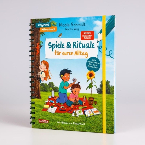 Buchcover und Innenansicht für das Buch: Spiele & Rituale für euren Alltag