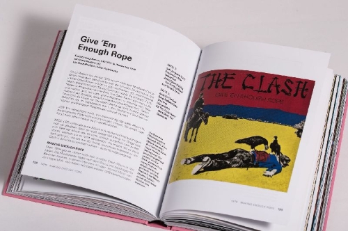 Buchcover und Innenansicht für das Buch: The Clash