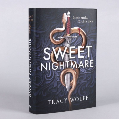 Buchcover und Innenansicht für das Buch: Sweet Nightmare (Calder Academy Series #1)