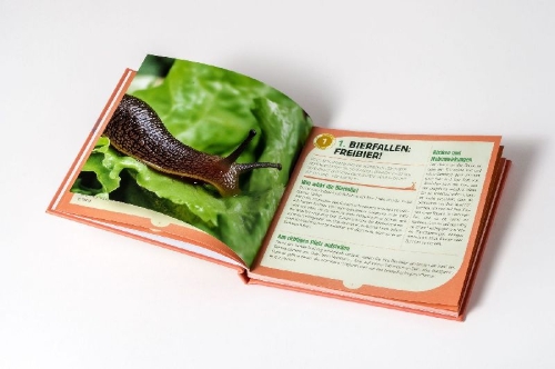 Buchcover und Innenansicht für das Buch: Tschüss, Schnecken - 50 Methoden gegen die ungeliebten Gartengäste