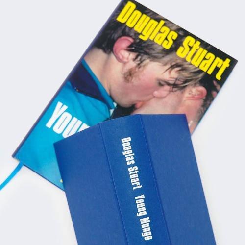 Buchcover und Innenansicht für das Buch: Young Mungo