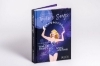 Buchcover und Innenansicht für das Buch: Into the Taylor-Verse. Taylor Swift's Songwriting Journey.