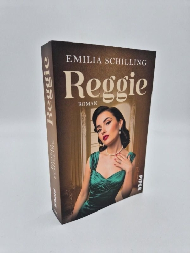 Buchcover und Innenansicht für das Buch: Reggie