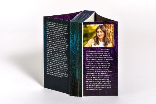 Buchcover und Innenansicht für das Buch: Shattered Silence