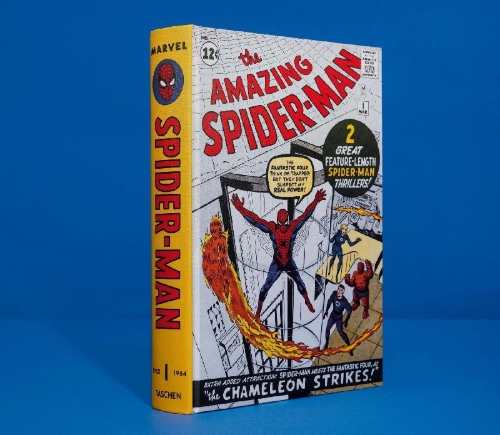 Buchcover und Innenansicht für das Buch: Marvel Comics Library
