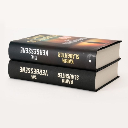 Buchcover und Innenansicht für das Buch: Girl, Forgotten