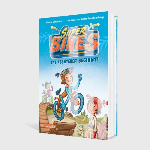 Buchcover und Innenansicht für das Buch: SUPERBIKES Das Abenteuer beginnt!