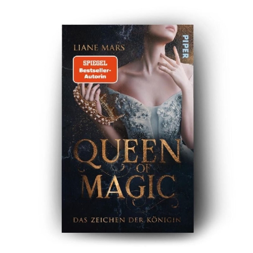 Buchcover und Innenansicht für das Buch: Queen of Magic - Das Zeichen der Königin