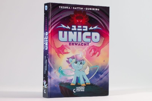 Buchcover und Innenansicht für das Buch: Unico Awakening