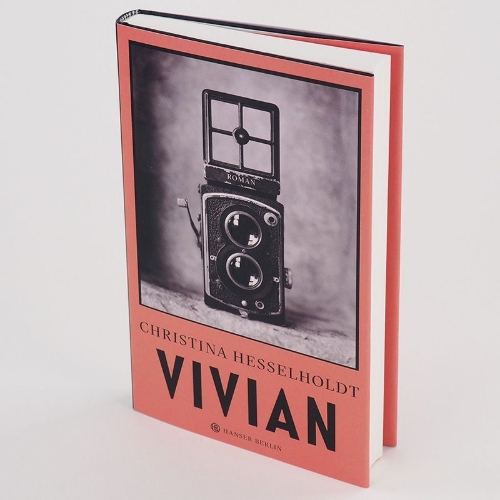 Buchcover und Innenansicht für das Buch: Vivian