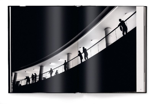 Buchcover und Innenansicht für das Buch: Metropolis