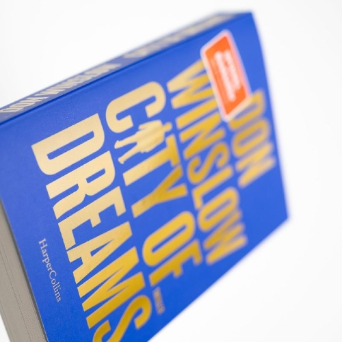 Buchcover und Innenansicht für das Buch: City of Dreams