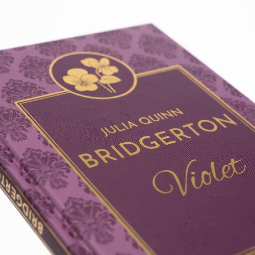 Buchcover und Innenansicht für das Buch: "Violet in Bloom: A Novella" in "The Bridgertons: Happily Ever After"
