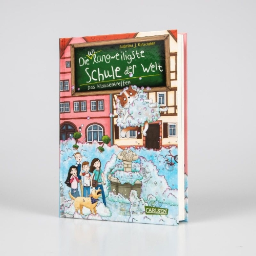 Buchcover und Innenansicht für das Buch: Die unlangweiligste Schule der Welt 8: Das Klassentreffen