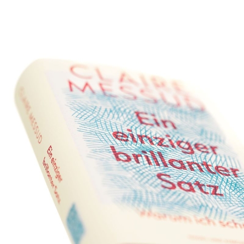 Buchcover und Innenansicht für das Buch: Kant's Little Prussian Head and Other Reasons Why I Write: An Autobiography Through Essays