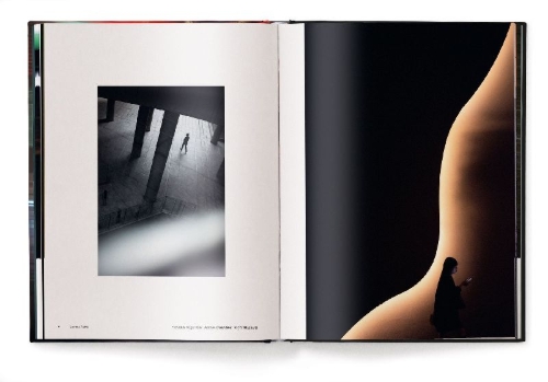 Buchcover und Innenansicht für das Buch: Now is Now Tokyo
