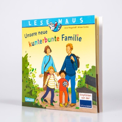 Buchcover und Innenansicht für das Buch: LESEMAUS 170: Unsere neue kunterbunte Familie