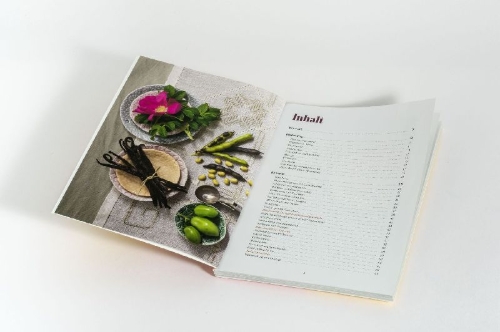 Buchcover und Innenansicht für das Buch: Plantebaseret is