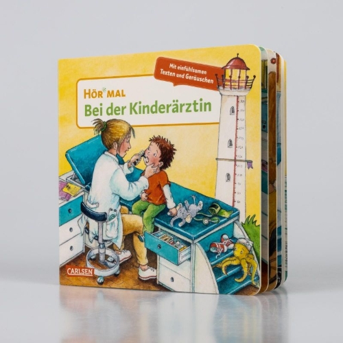 Buchcover und Innenansicht für das Buch: Hör mal (Soundbuch): Bei der Kinderärztin