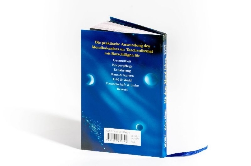 Buchcover und Innenansicht für das Buch: Mit dem Mond leben 2027