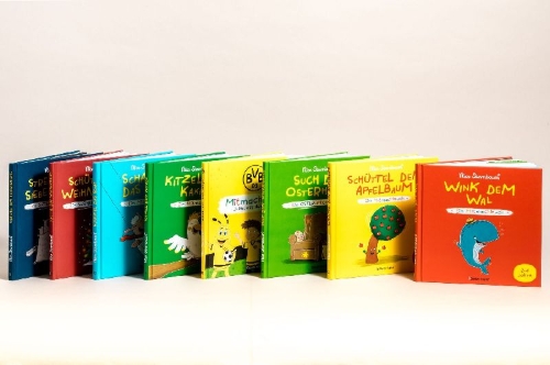 Buchcover und Innenansicht für das Buch: Schaukel das Schaf - Ein Mitmachbuch zum Schütteln, Schaukeln, Pusten, Klopfen und sehen, was dann passiert. Von 2 bis 4 Jahren