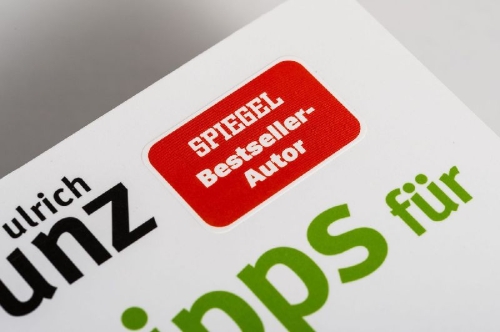 Buchcover und Innenansicht für das Buch: 77 Tipps für Rücken und Gelenke