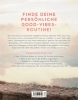 Buchcover und Innenansicht für das Buch: Good Vibes Yoga