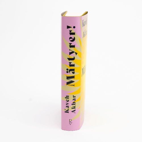 Buchcover und Innenansicht für das Buch: Martyr!