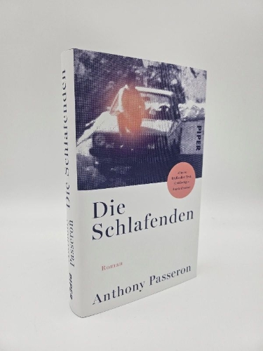 Buchcover und Innenansicht für das Buch: Les Enfants endormis